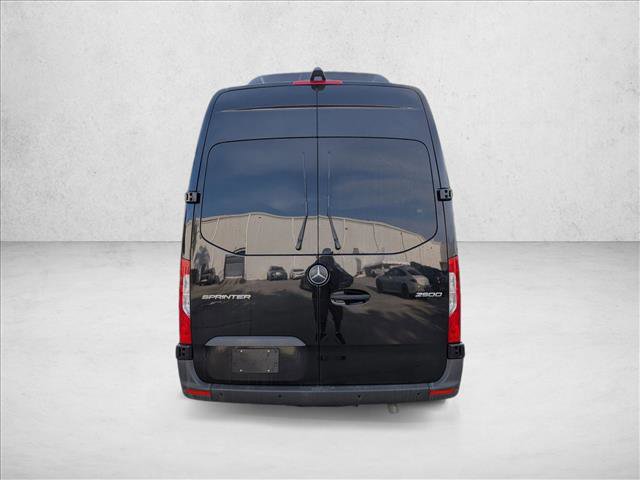 Used 2024 Mercedes-Benz Sprinter 2500 image 6