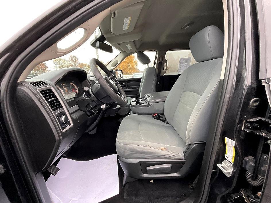 Used 2018 RAM 2500 Tradesman w/ Chrome Appearance Group image 13