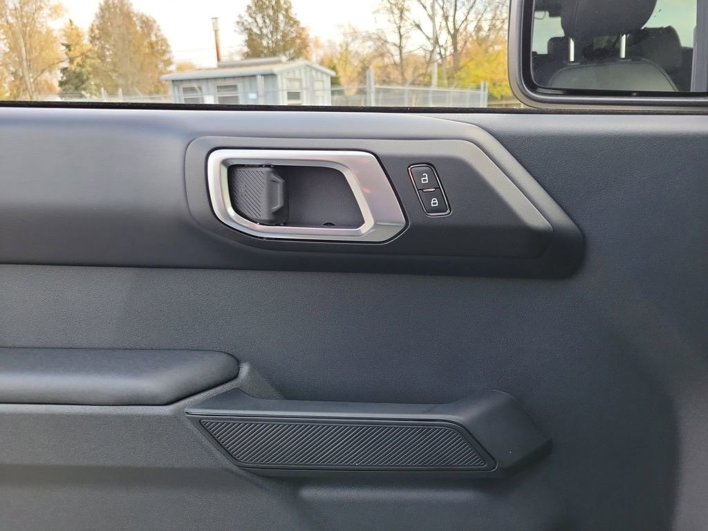 New 2025 Ford Bronco Badlands w/ Sasquatch Package image 18