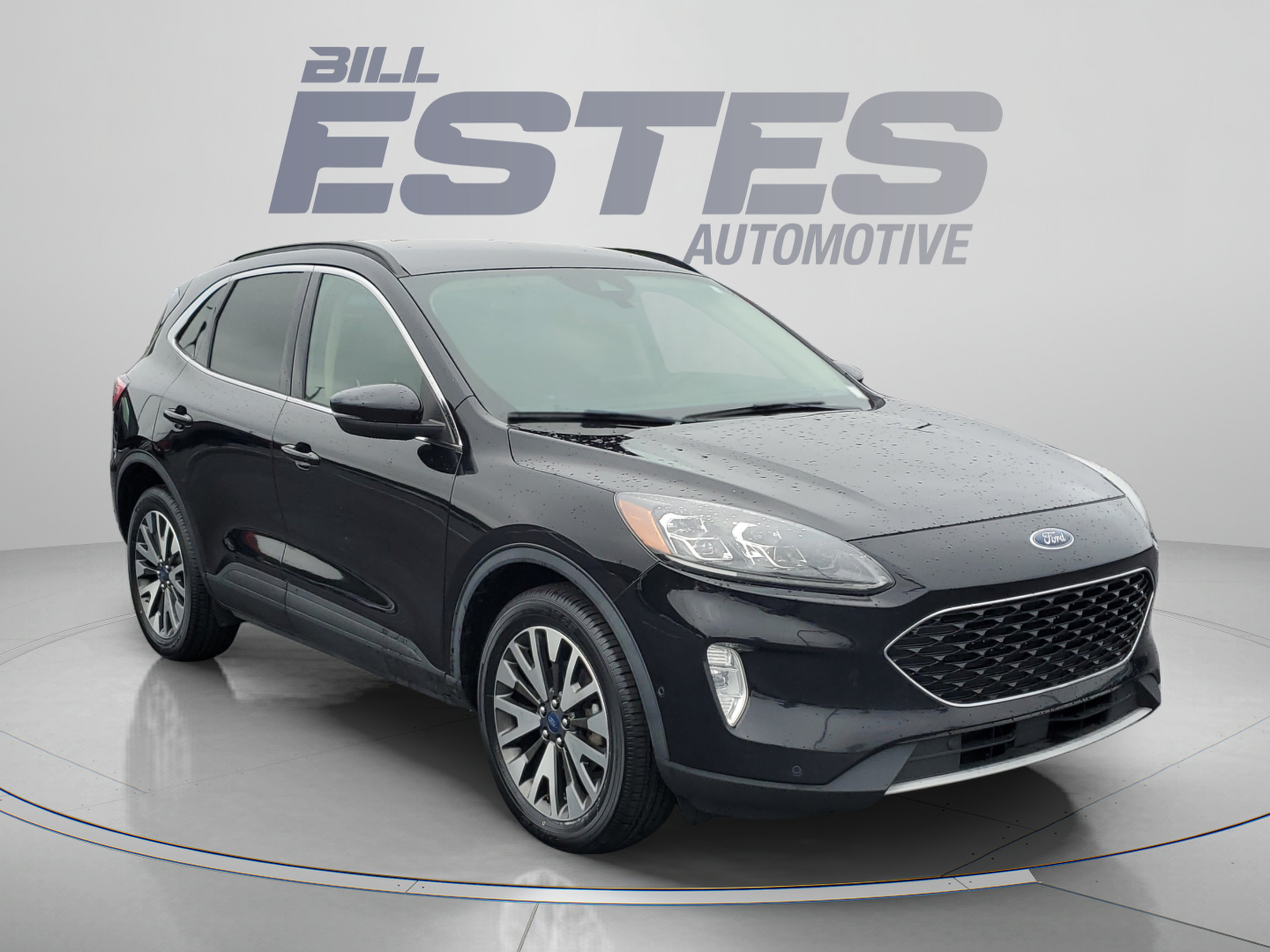 Certified 2020 Ford Escape Titanium AWD/4WD image 5