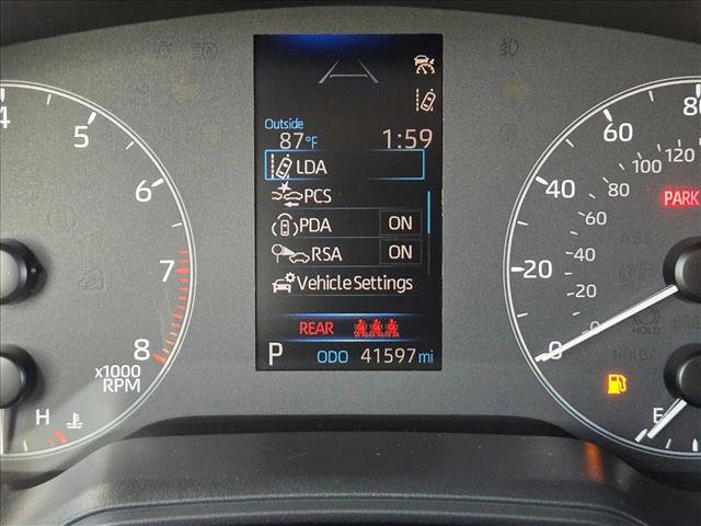 Used 2024 Toyota Corolla Cross L image 11