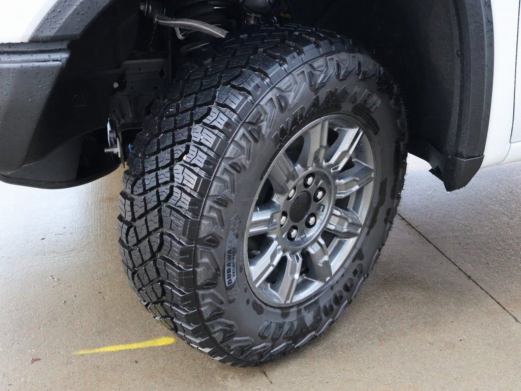 New 2026 GMC Sierra 1500 AT4X w/ LPO, Black Badging Package image 52