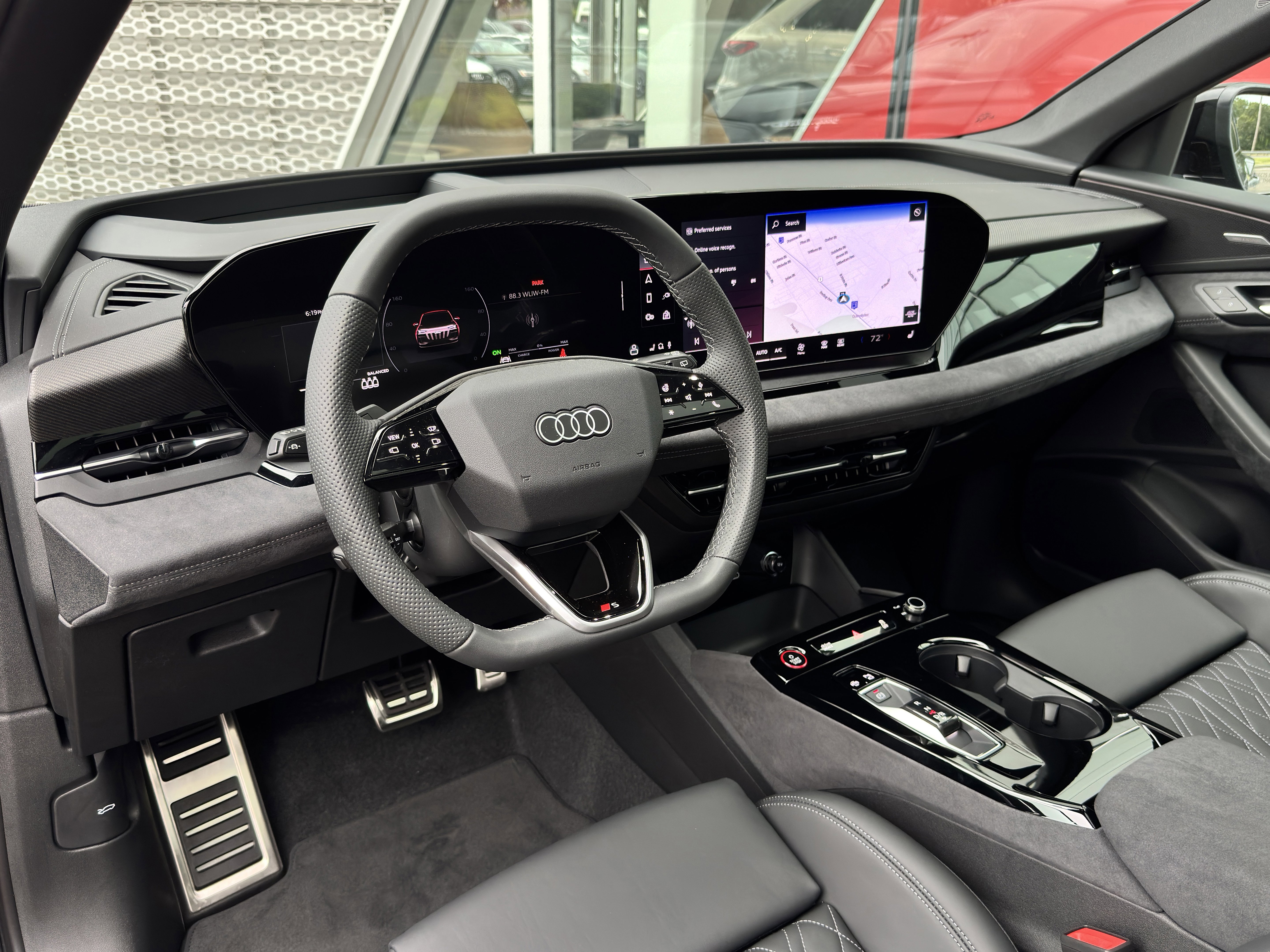 New 2025 Audi SQ6 e-tron Premium Plus image 4