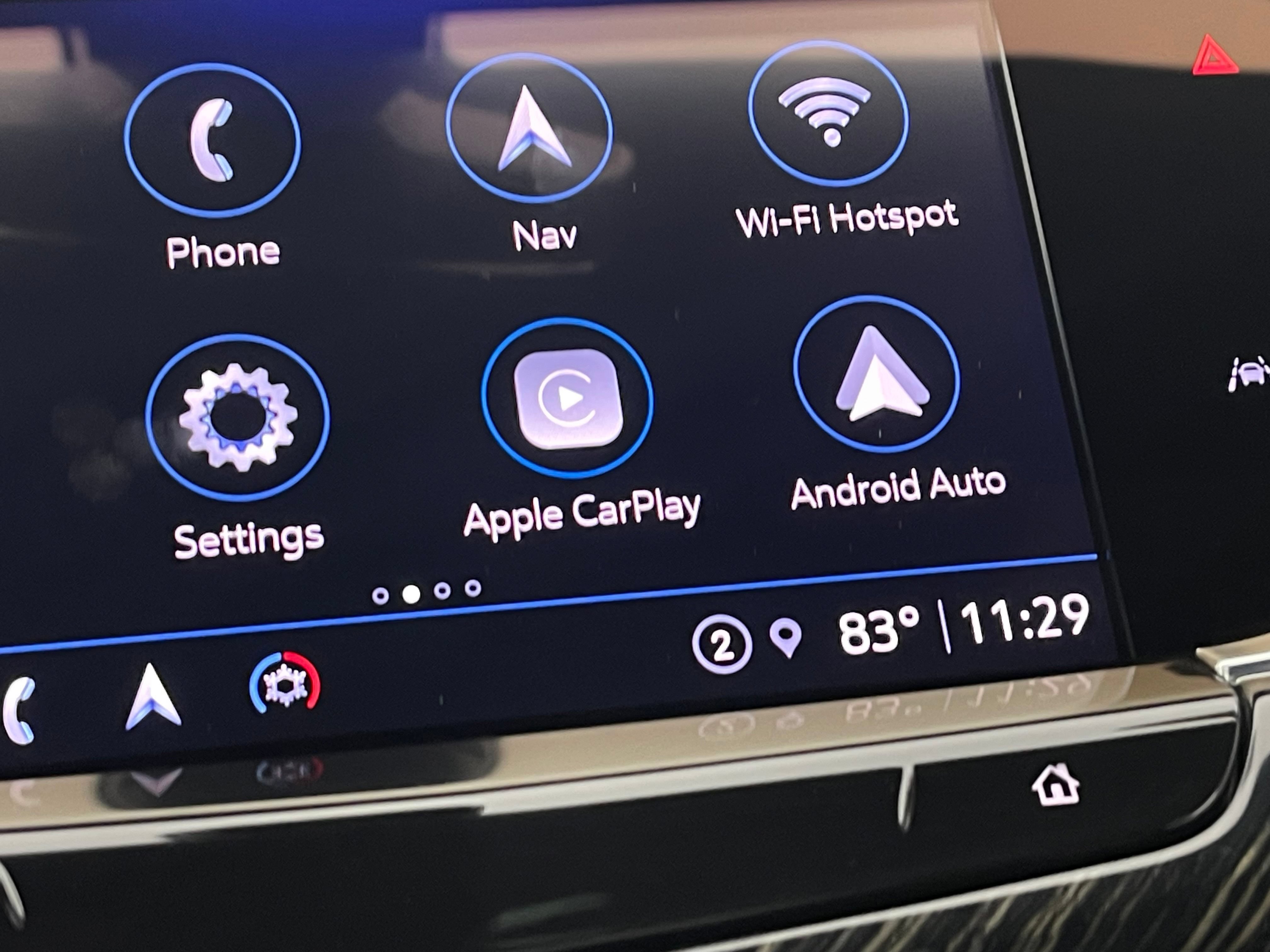 Used 2023 Cadillac XT6 Premium Luxury w/ Technology Package AWD/4WD image 31