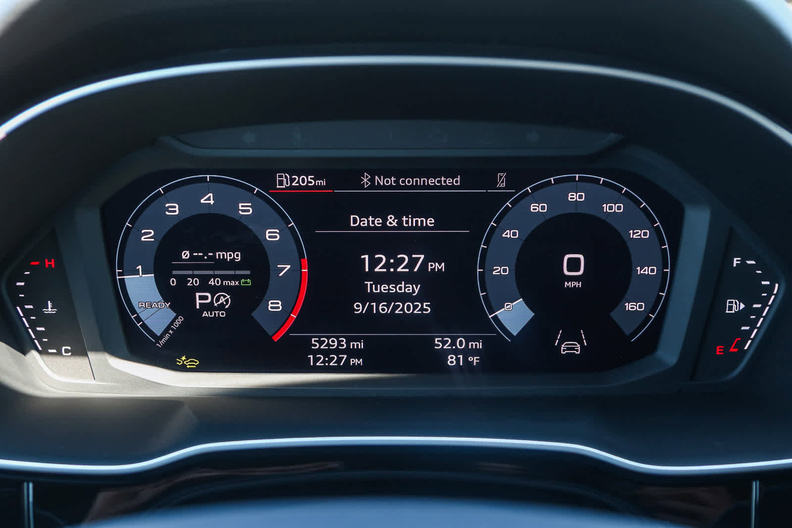 Used 2025 Audi Q3 2.0T Premium w/ Convenience Package image 39