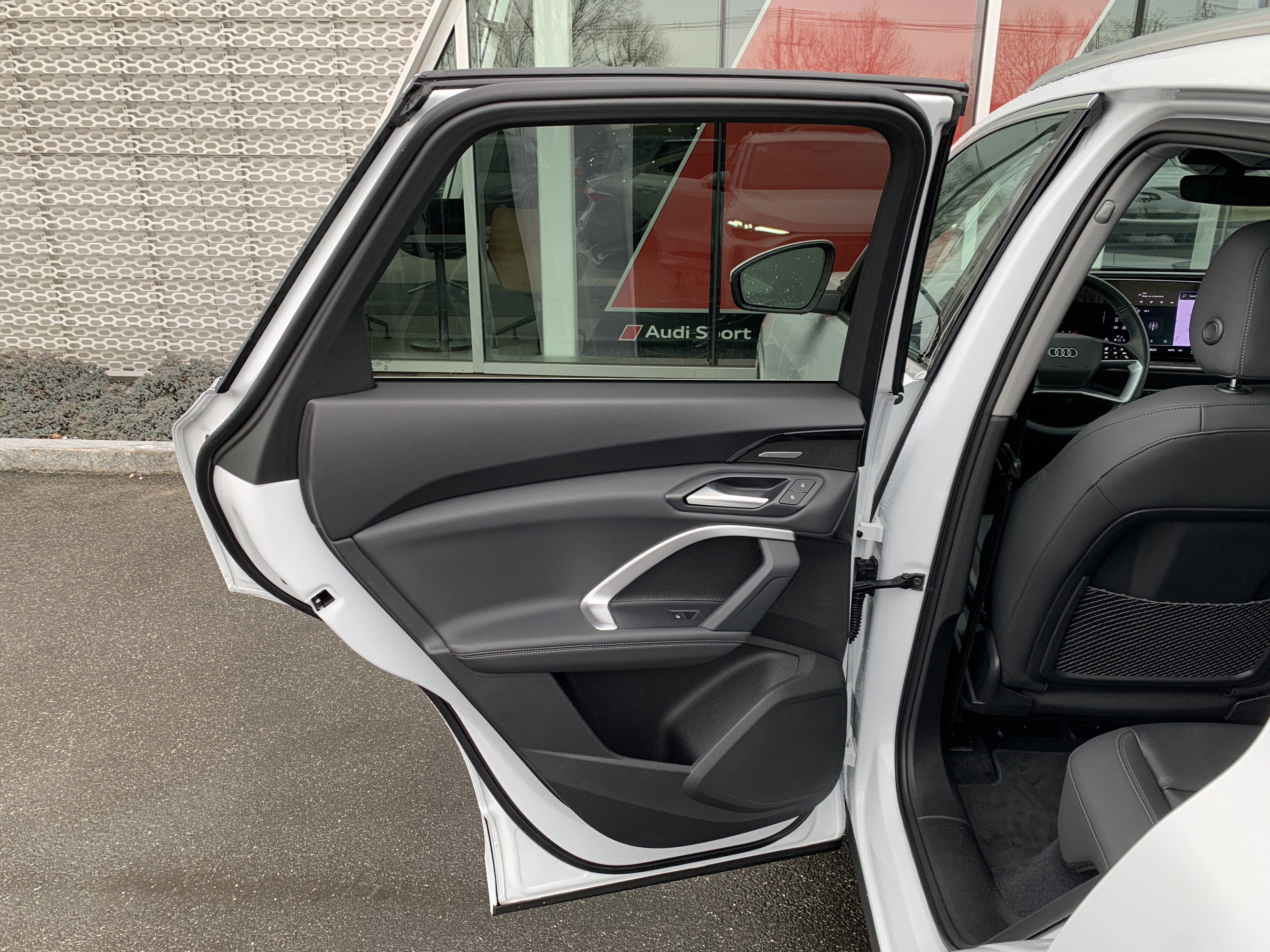 Certified 2025 Audi Q5 Premium Plus w/ Premium Plus image 14