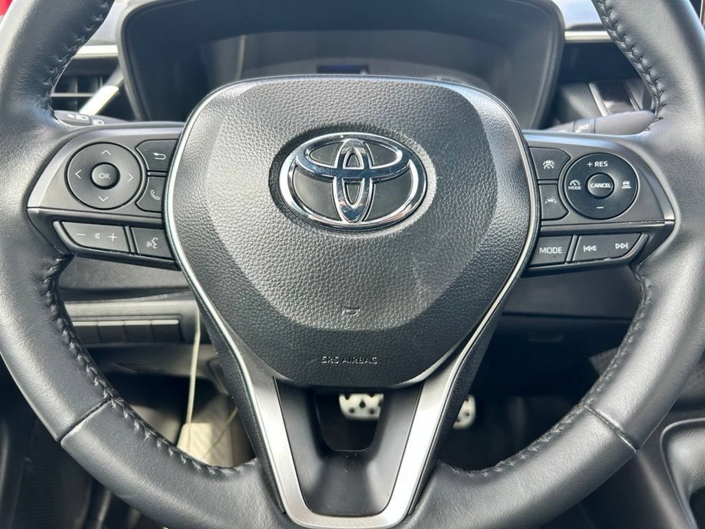 Used 2025 Toyota Corolla SE w/ Convenience Package FWD image 21