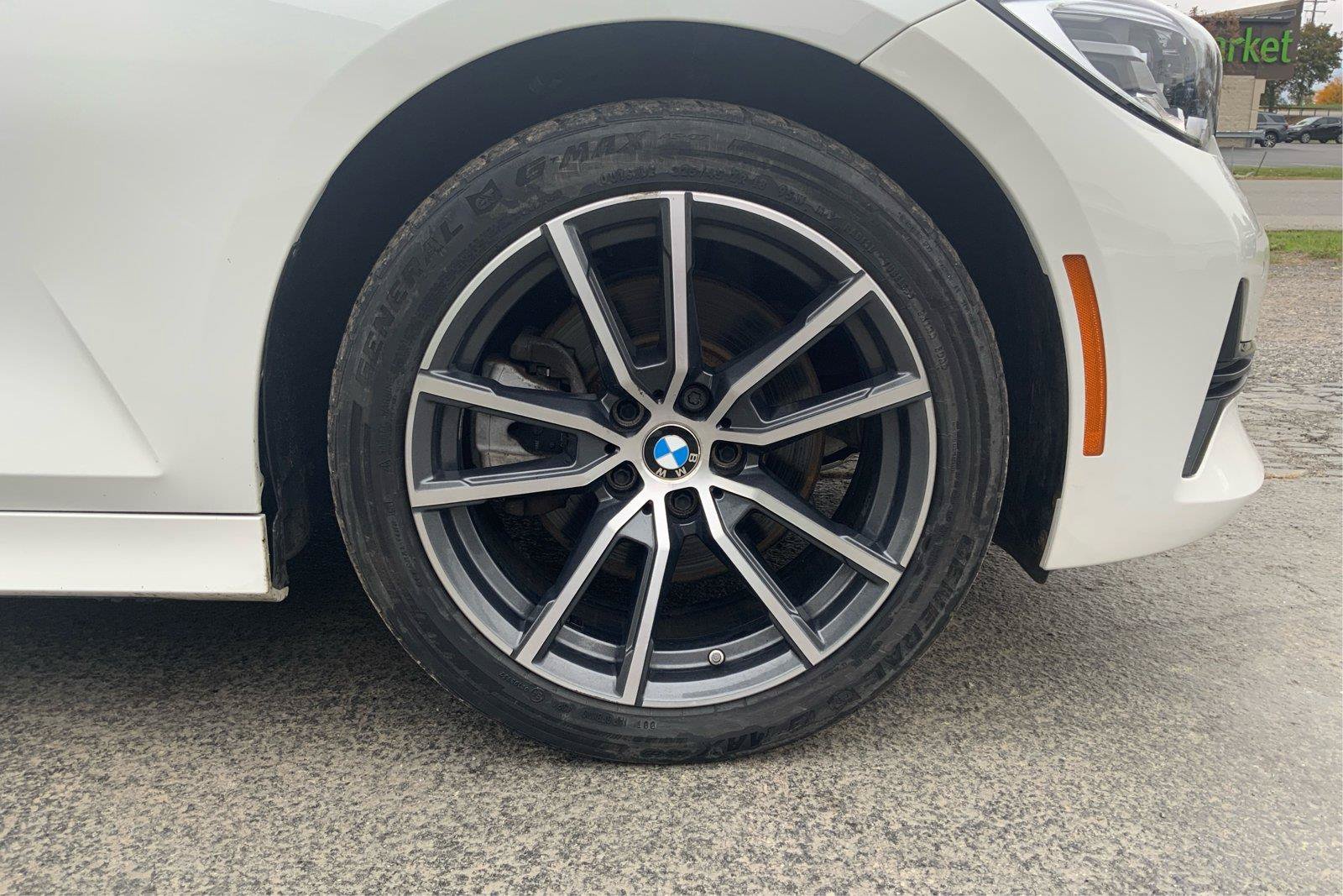 Used 2021 BMW 330i xDrive Sedan w/ Convenience Package AWD/4WD image 26