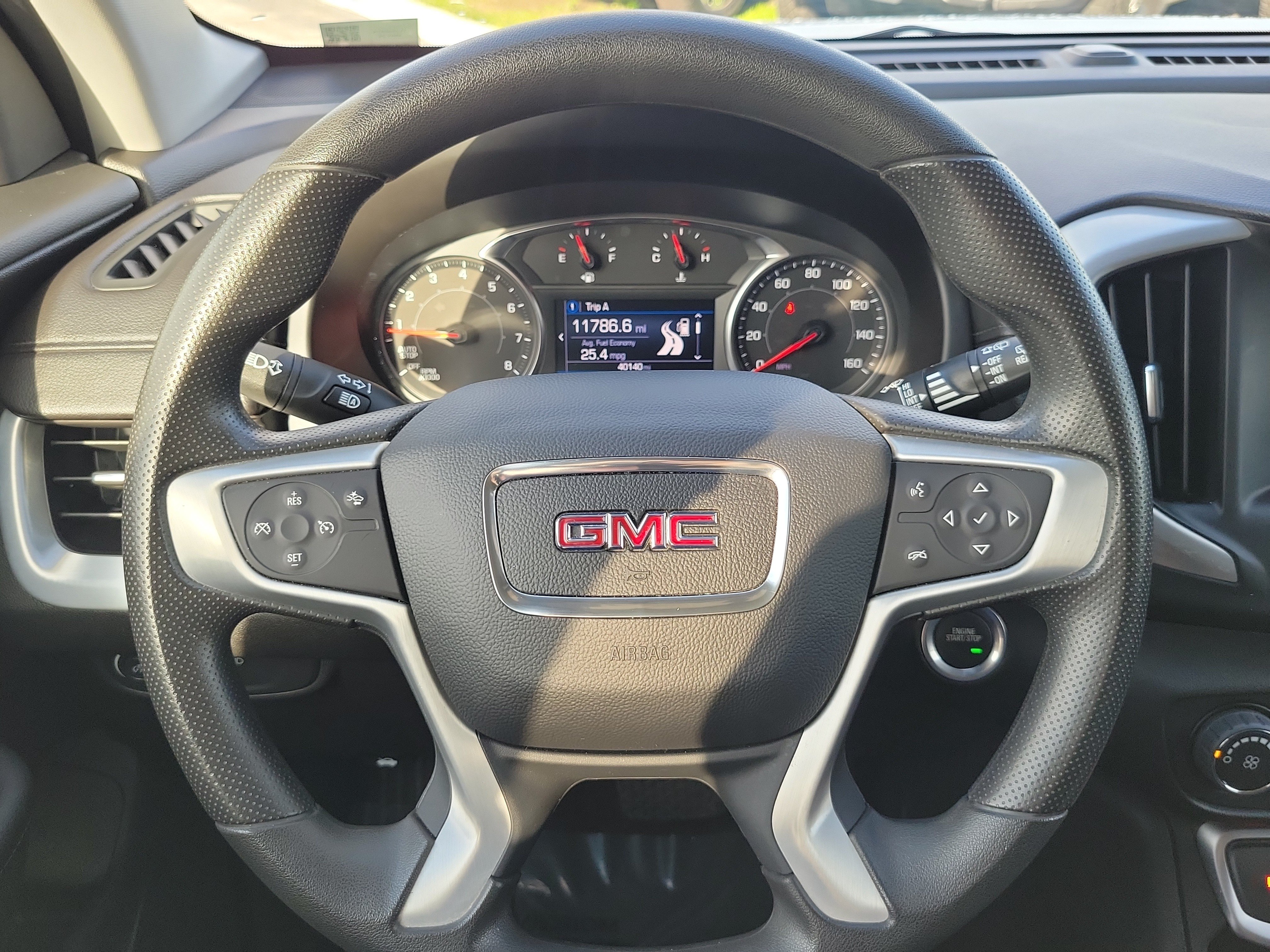 Used 2024 GMC Terrain SLE FWD image 17