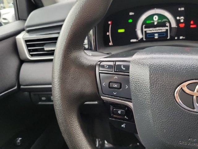 Used 2025 Toyota Camry LE FWD image 15