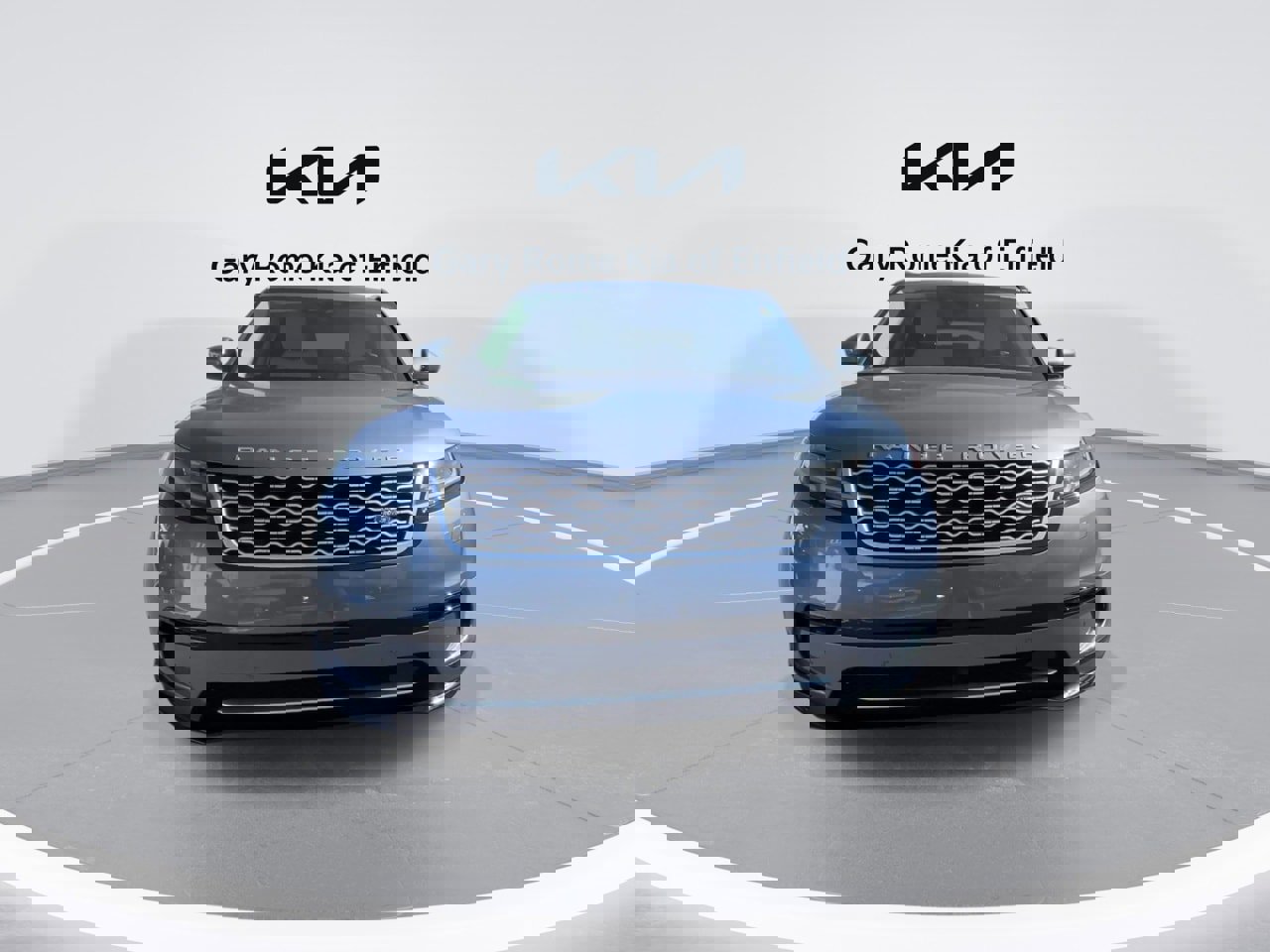 Used 2023 Land Rover Range Rover Velar S image 3