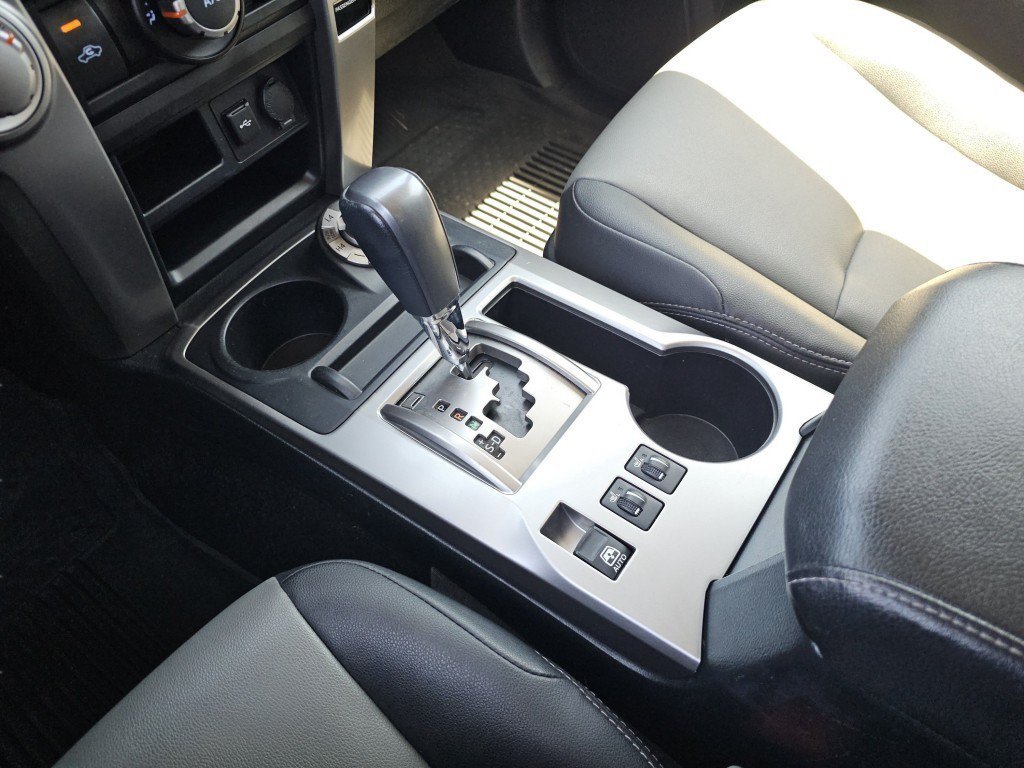 Used 2022 Toyota 4Runner SR5 Premium AWD/4WD image 24