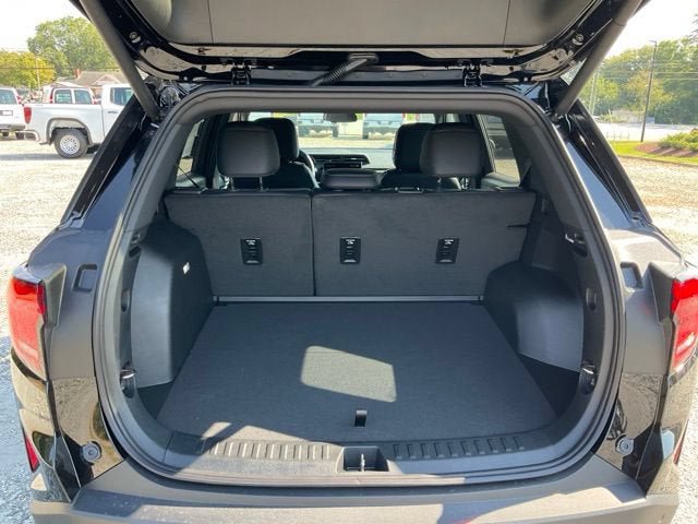 New 2027 GMC Terrain Elevation w/ Elevation Premium Package FWD image 17