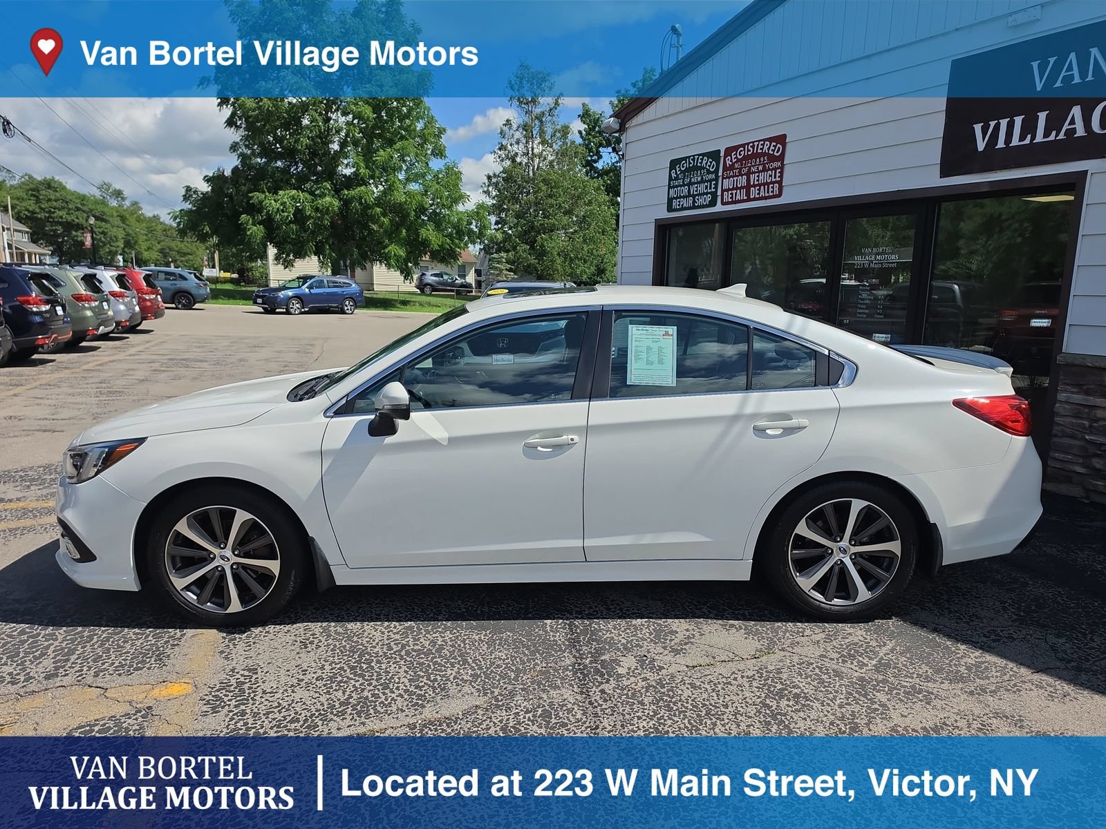 Used 2018 Subaru Legacy 3.6R Limited AWD/4WD image 8