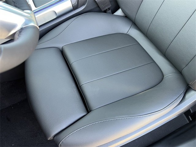 Used 2024 Mercedes-Benz GLB 250 4MATIC image 10