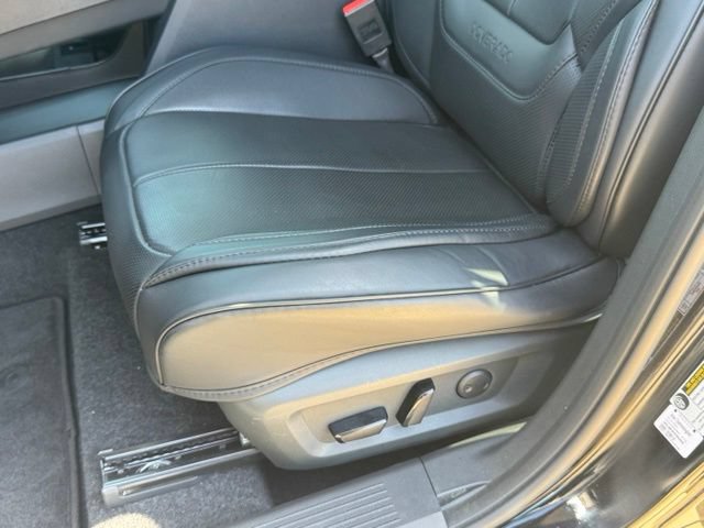 Used 2026 Nissan Rogue Dark Armor FWD image 10