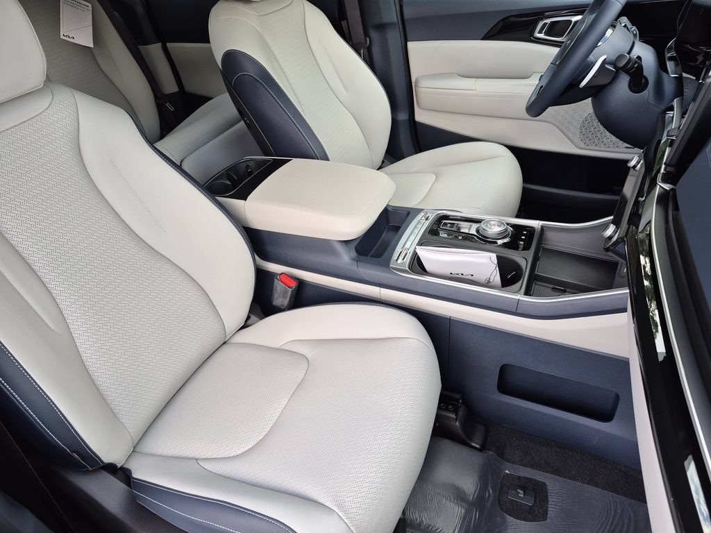 New 2026 Kia Carnival SX Prestige FWD image 15