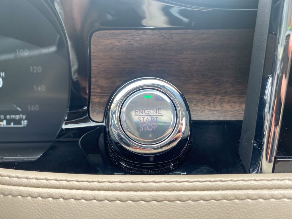 Used 2022 Lincoln Corsair Reserve w/ Elements Package image 30