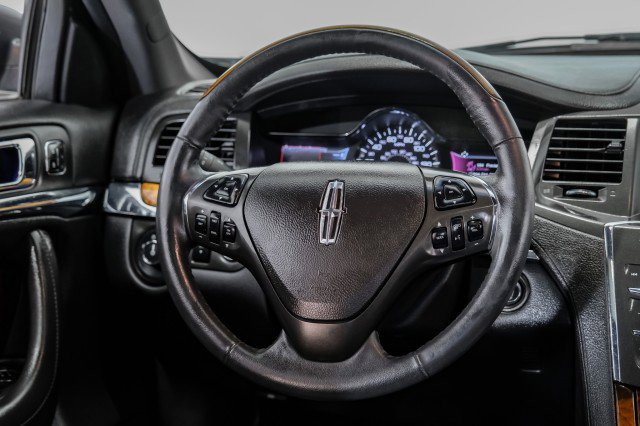 Used 2015 Lincoln MKS w/ Equipment Group 101A image 14