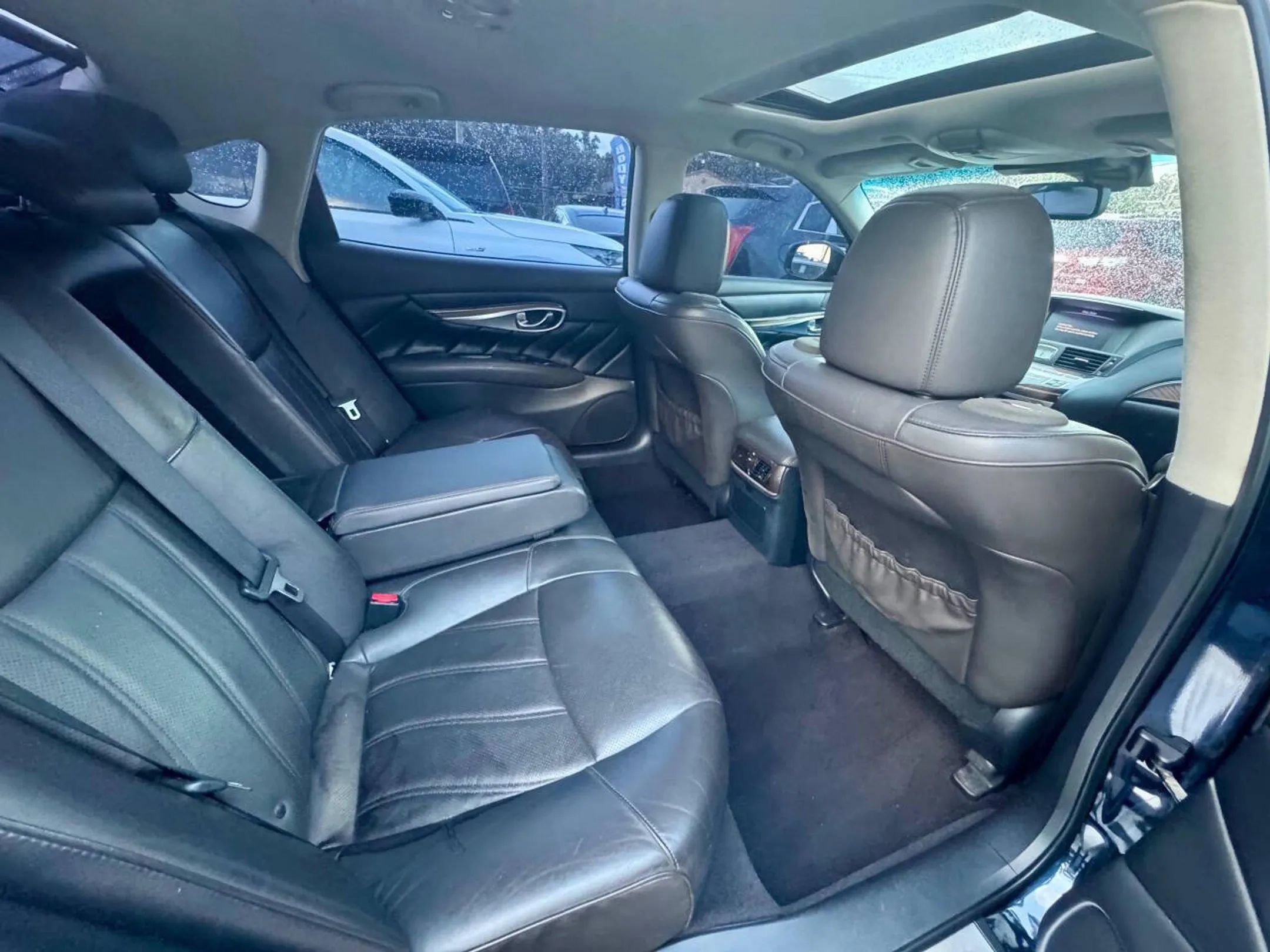 Used 2019 INFINITI Q70 L 3.7 w/ Sensory Package image 24