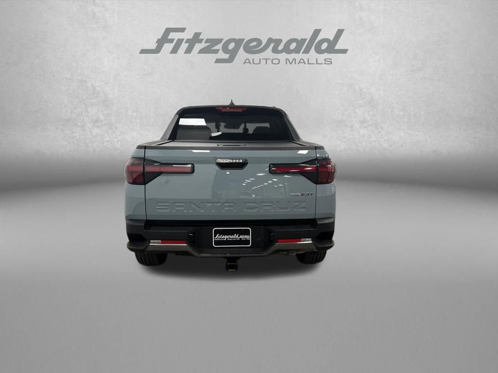 Used 2025 Hyundai Santa Cruz Limited AWD/4WD image 4