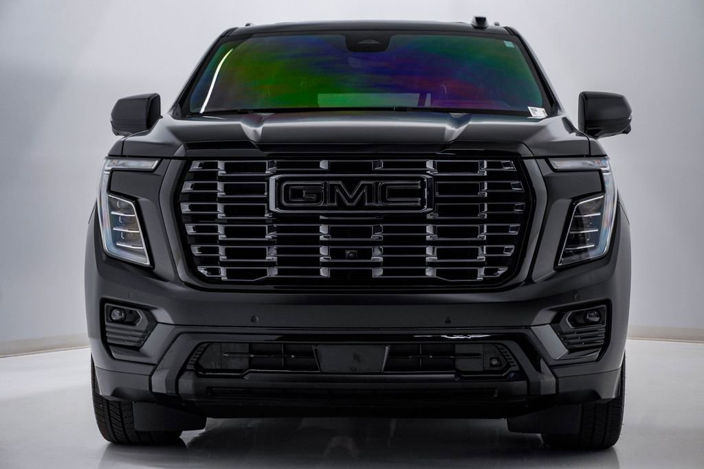 Used 2025 GMC Yukon Denali Ultimate AWD/4WD image 6