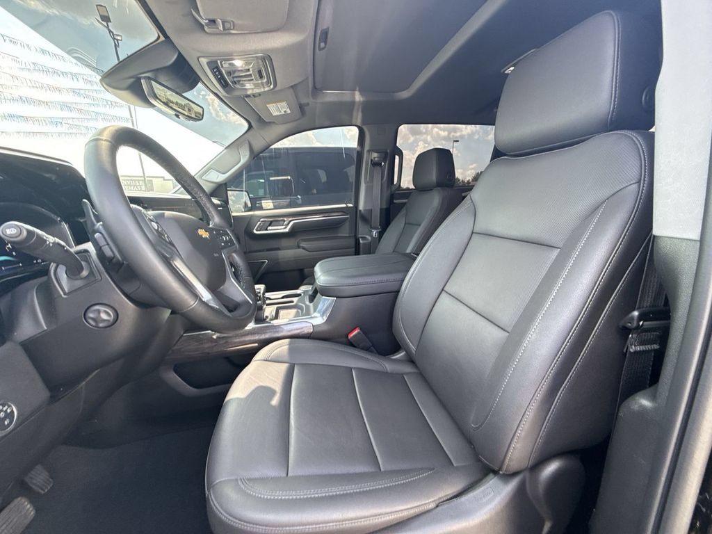 Used 2026 Chevrolet Silverado 1500 LTZ w/ LTZ Premium Package AWD/4WD image 21