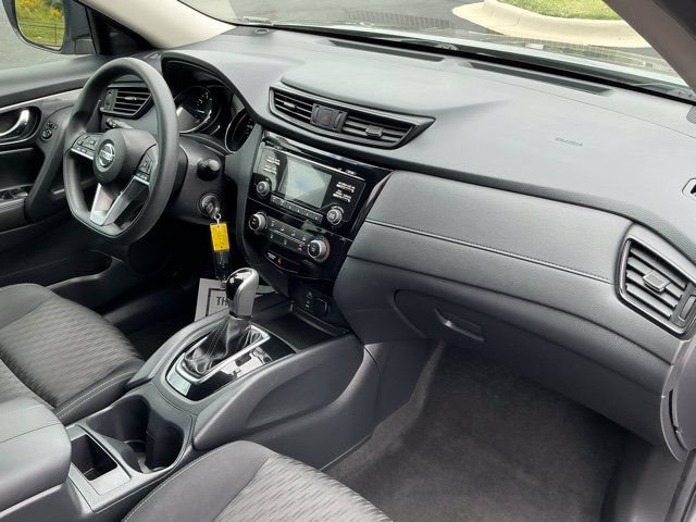 Used 2017 Nissan Rogue S FWD image 16
