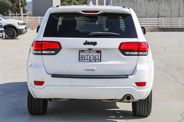 Used 2021 Jeep Grand Cherokee Laredo X RWD image 9