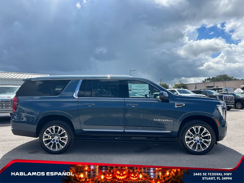 New 2027 GMC Yukon XL Denali w/ Denali Reserve Package AWD/4WD image 8