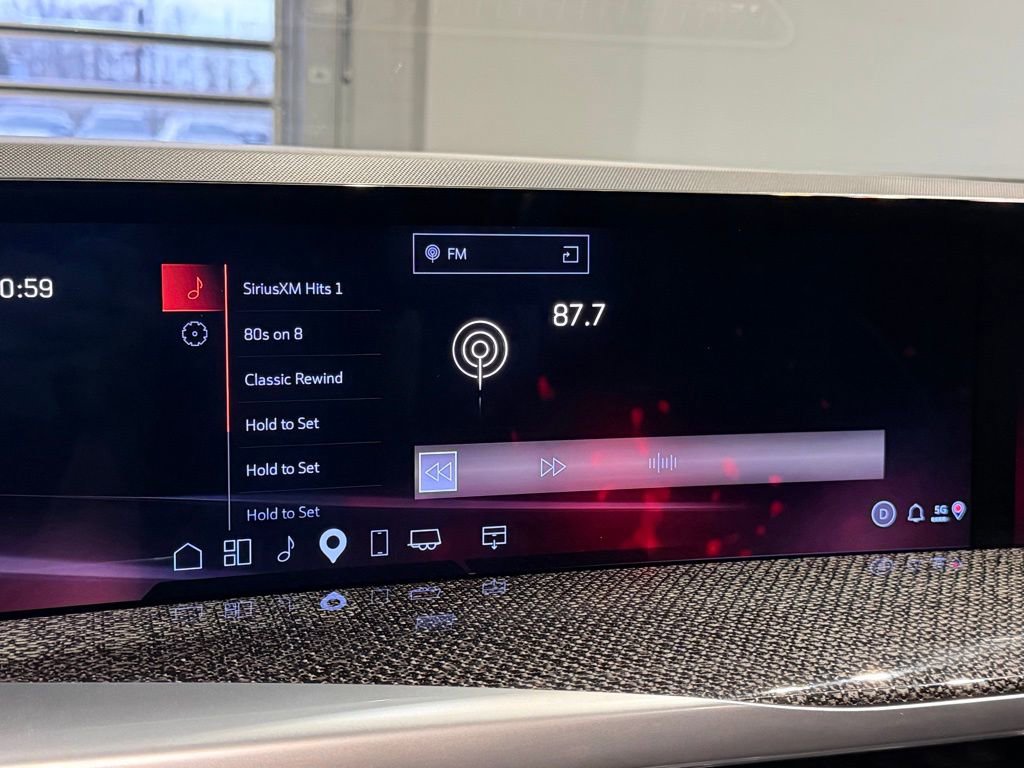 Used 2026 Cadillac Escalade ESV V image 34