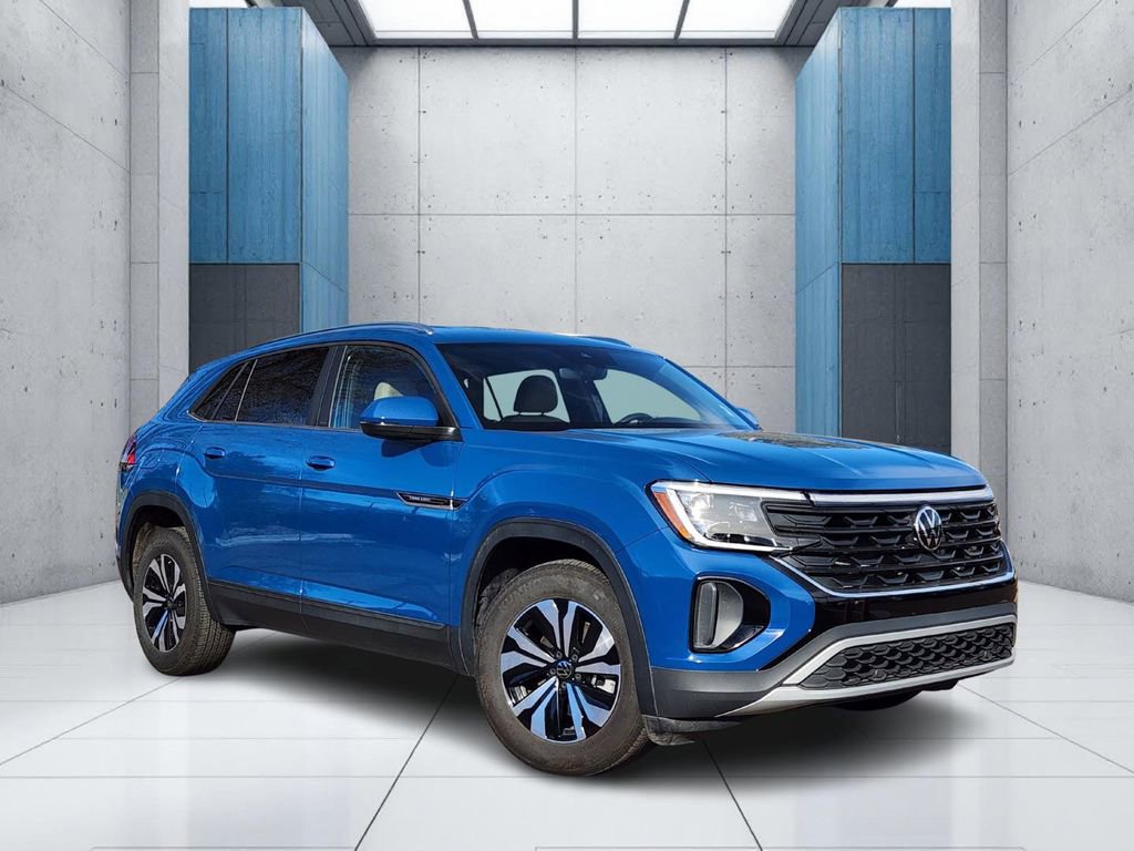 Used 2025 Volkswagen Atlas Cross Sport SE image 1