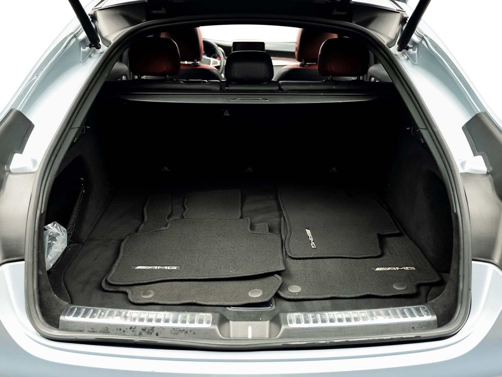 Used 2018 Mercedes-Benz GLC 300 4MATIC Coupe image 58