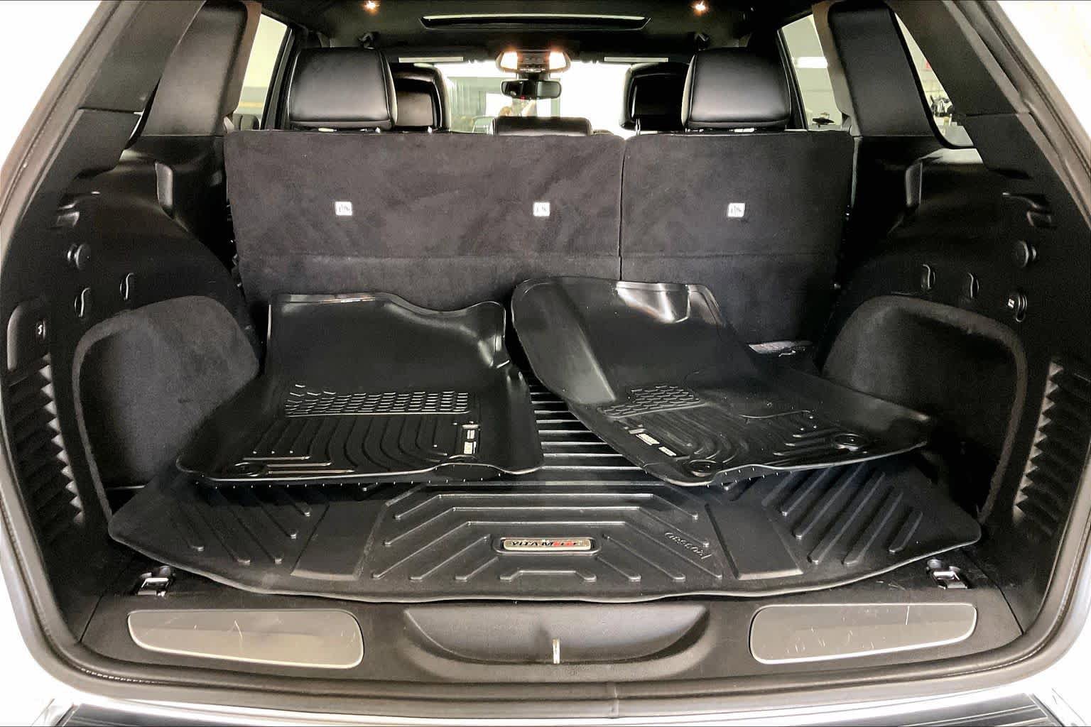 Used 2019 Jeep Grand Cherokee Limited AWD/4WD image 34