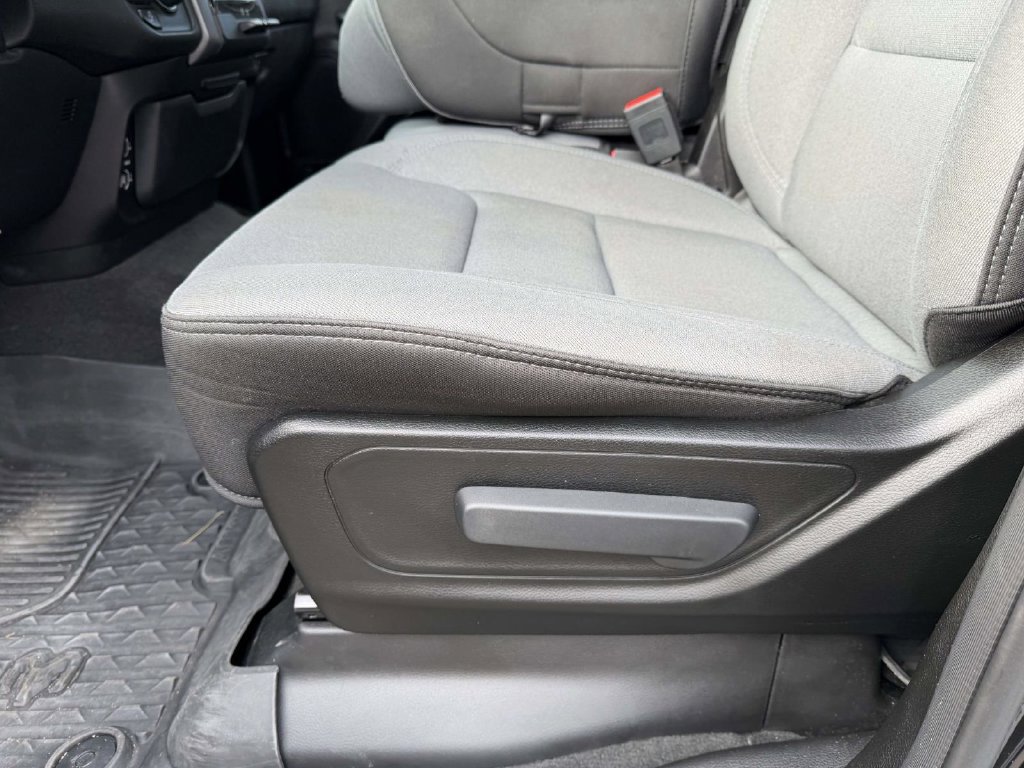 Certified 2023 RAM 1500 Big Horn AWD/4WD image 17