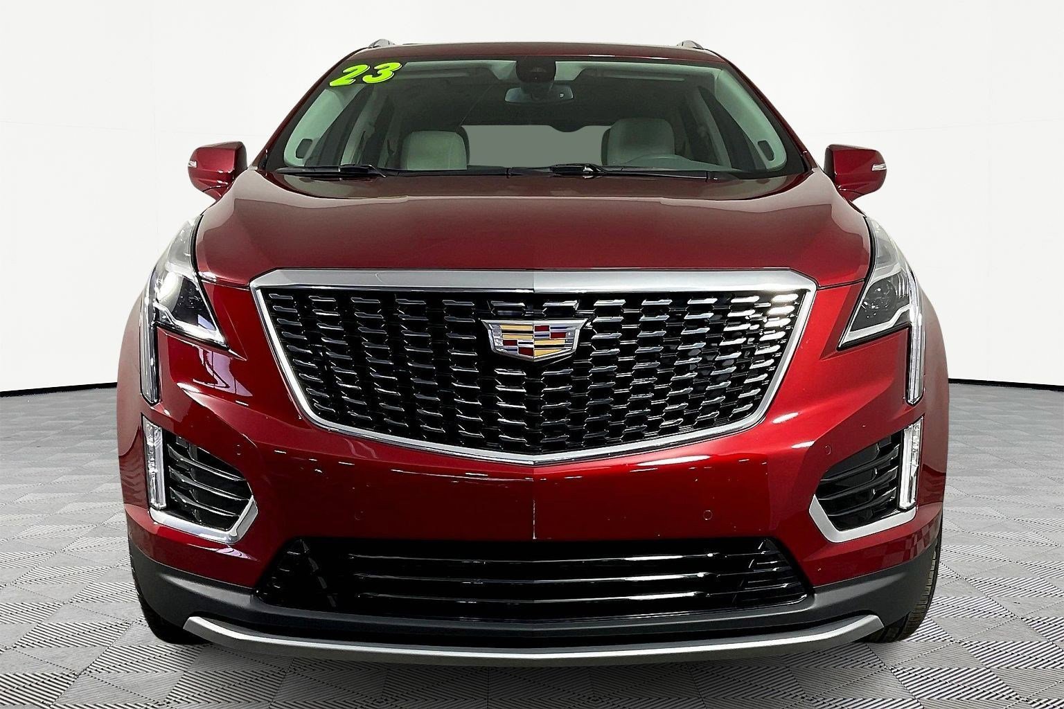 Certified 2023 Cadillac XT5 Premium Luxury image 2