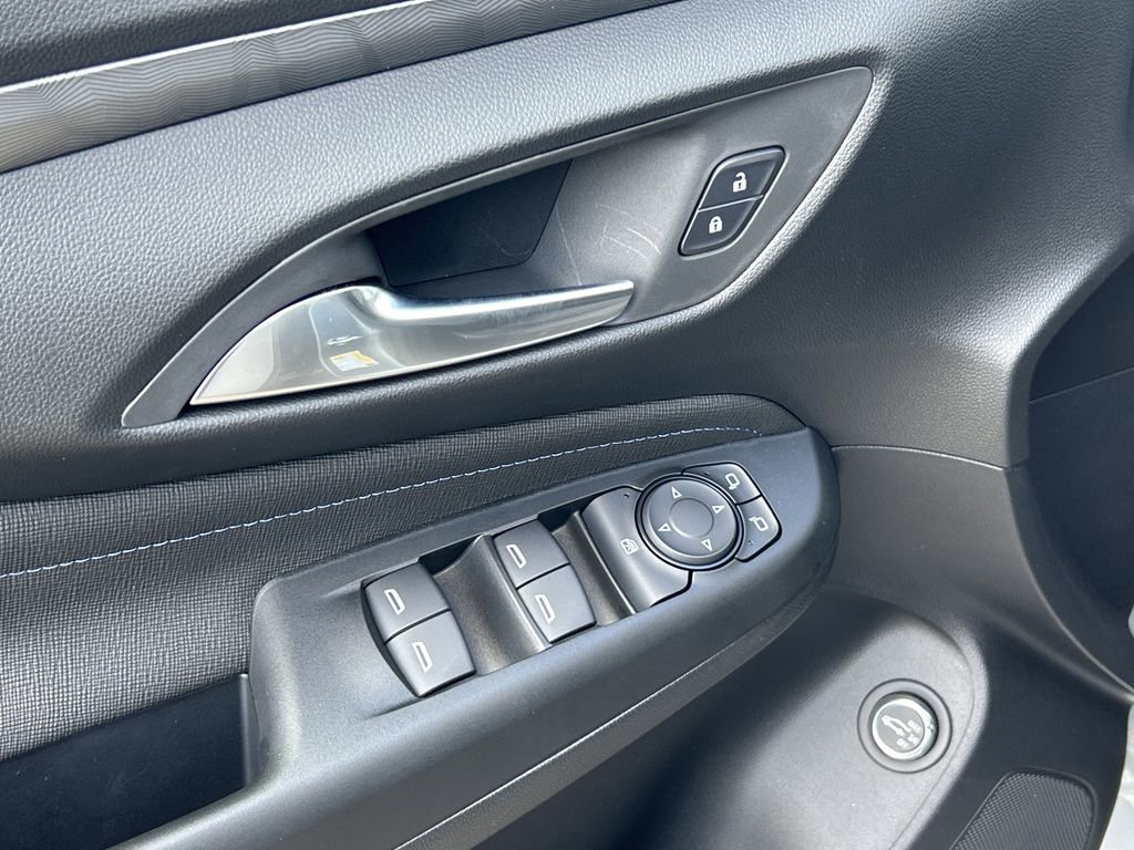 New 2026 Buick Envista Sport Touring w/ Convenience I Package image 19