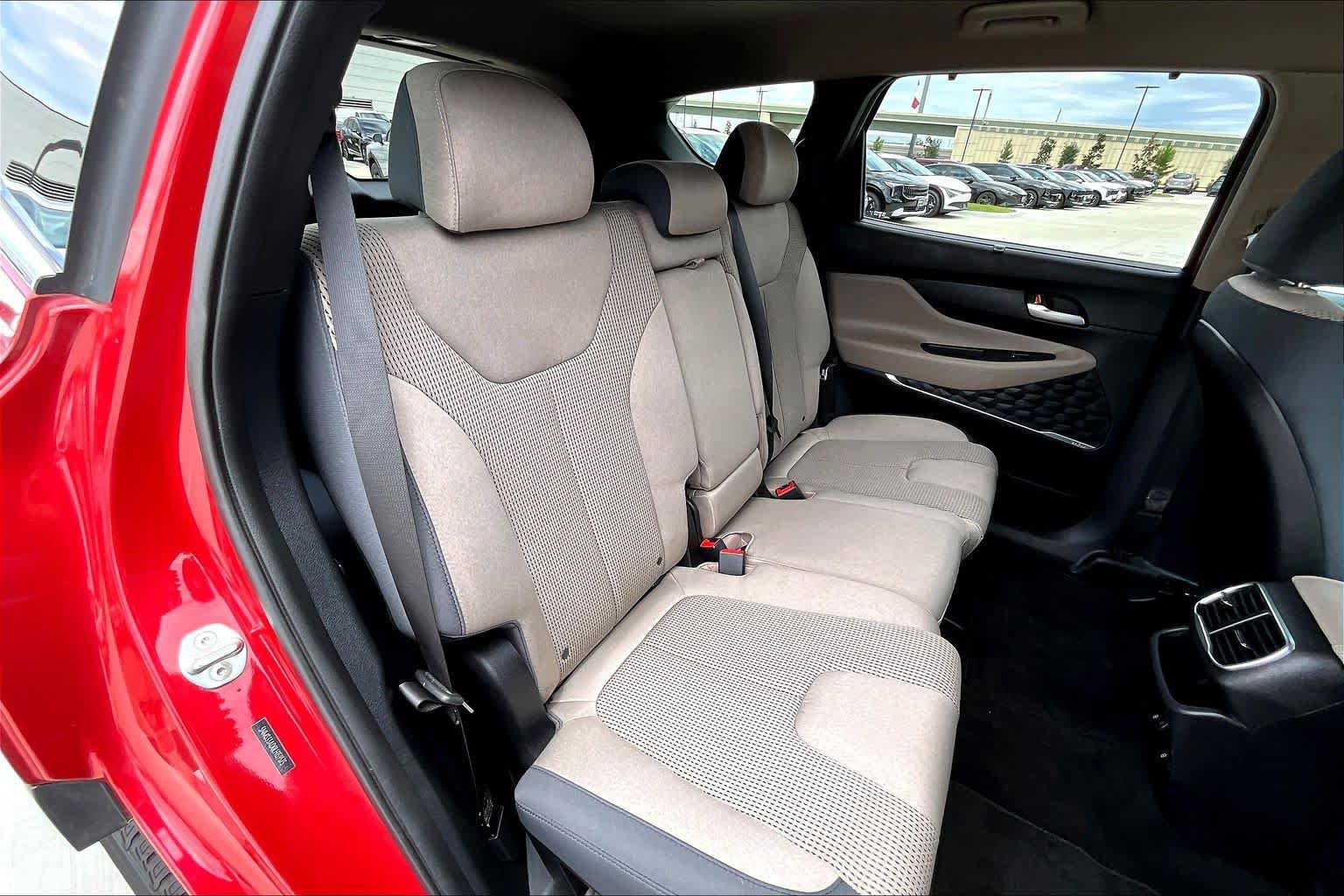 Used 2020 Hyundai Santa Fe SEL w/ Convenience Package FWD image 20