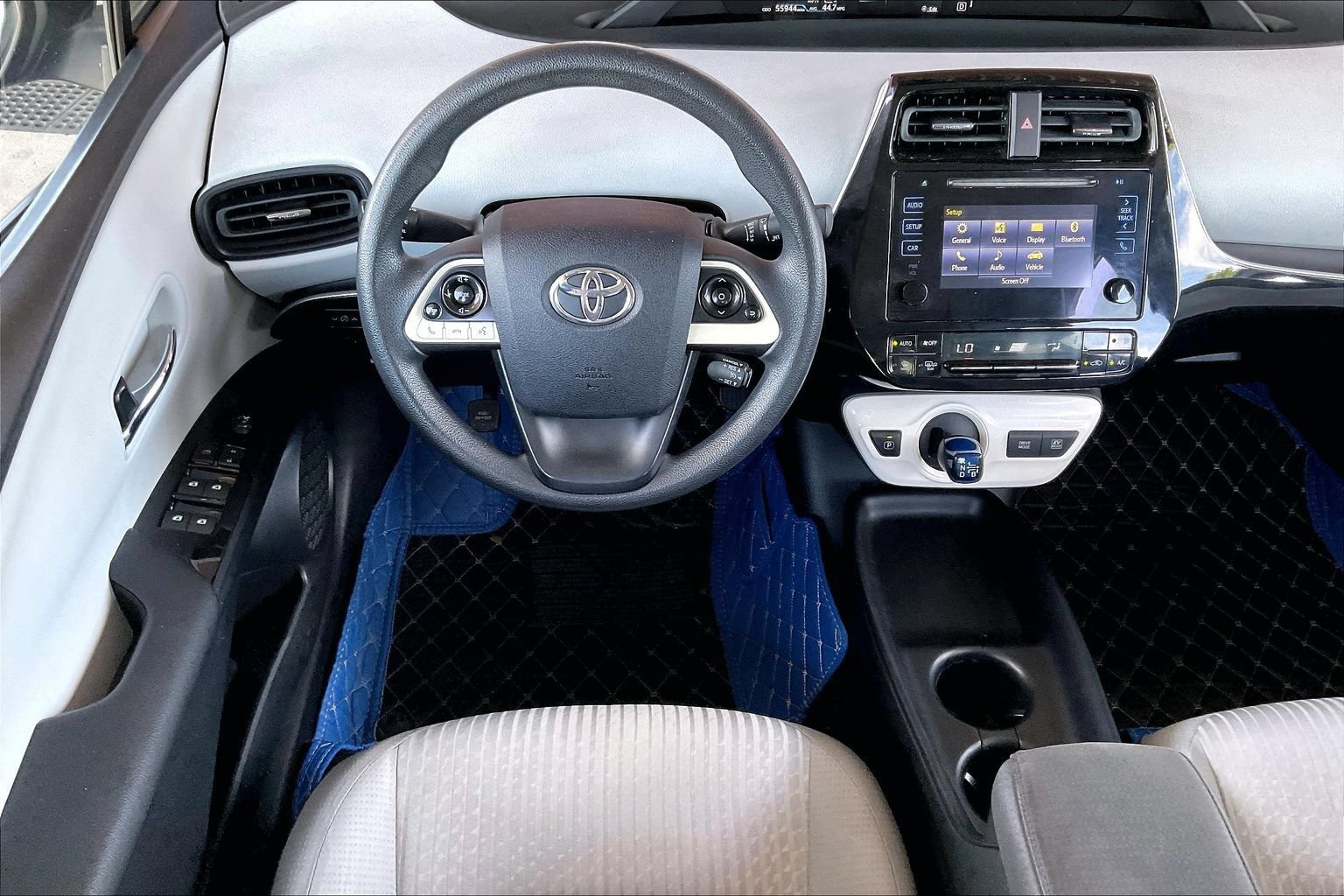 Used 2016 Toyota Prius Two FWD image 8