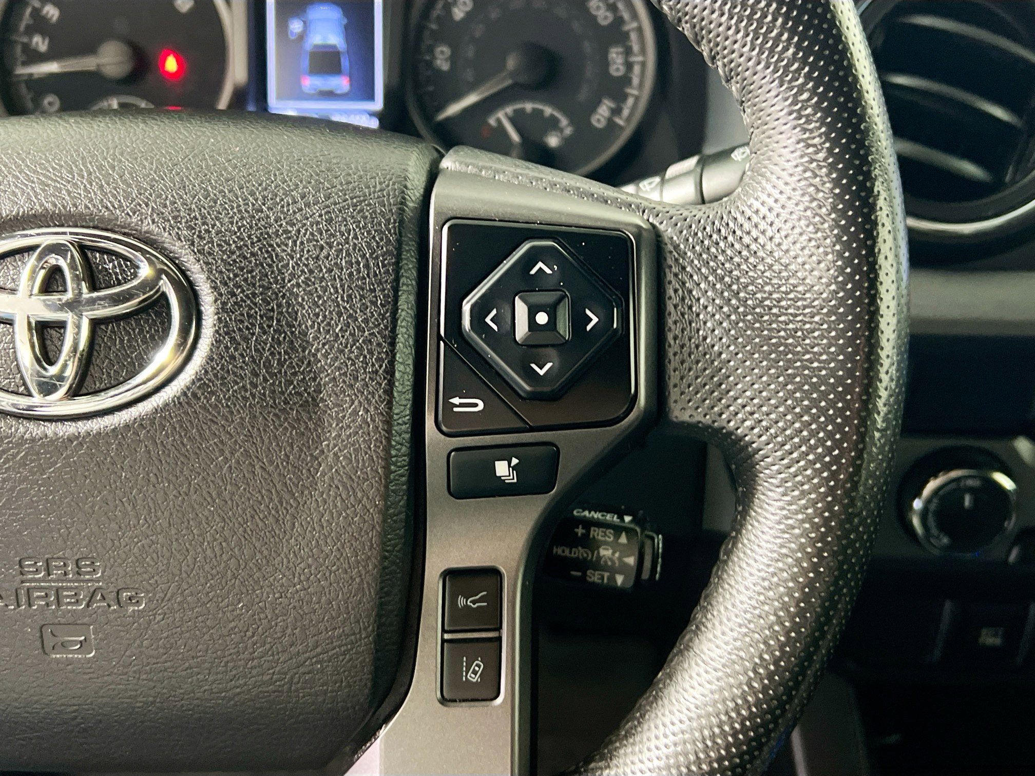 Used 2021 Toyota Tacoma TRD Off-Road image 19