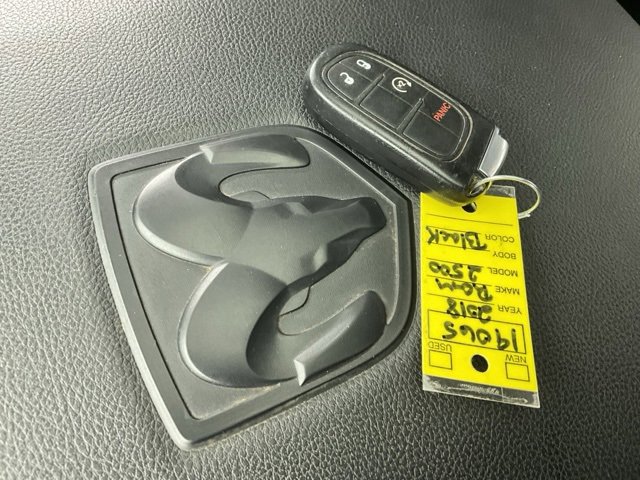 Used 2018 RAM 2500 Laramie w/ Sport Appearance Group image 29