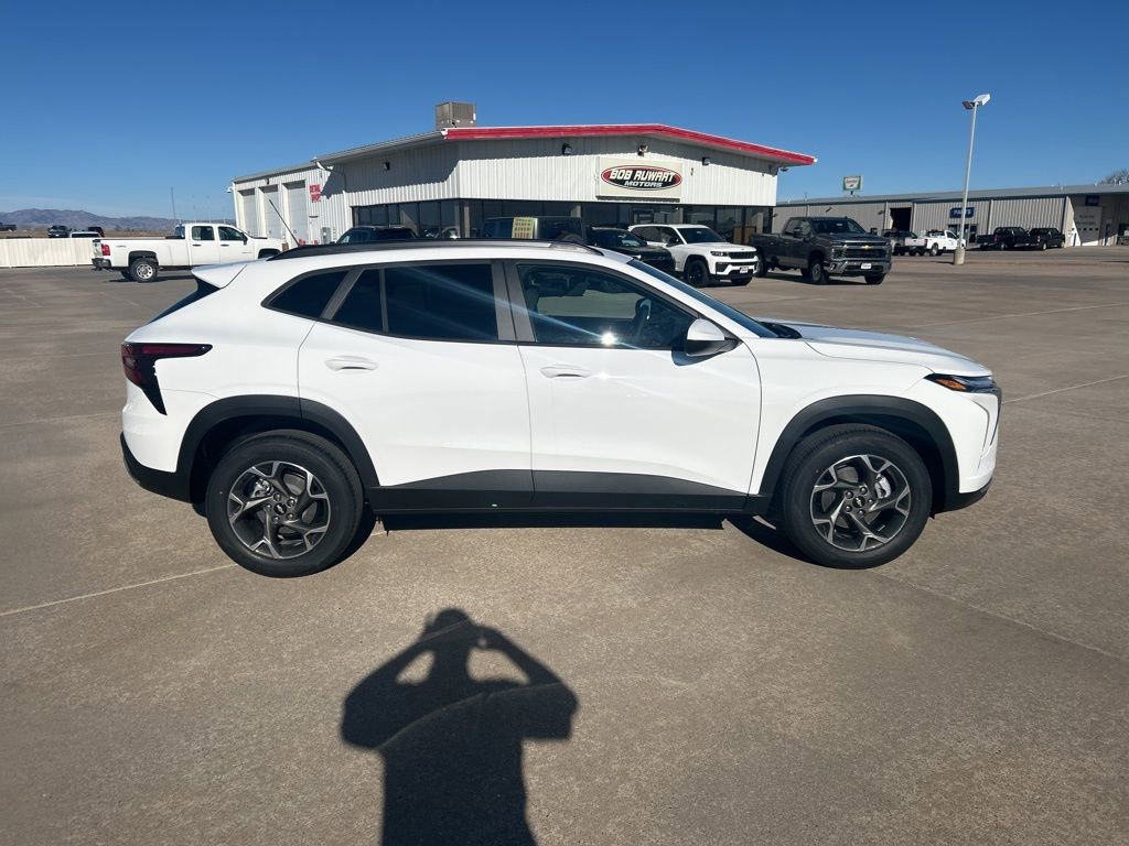 New 2026 Chevrolet Trax LT image 7