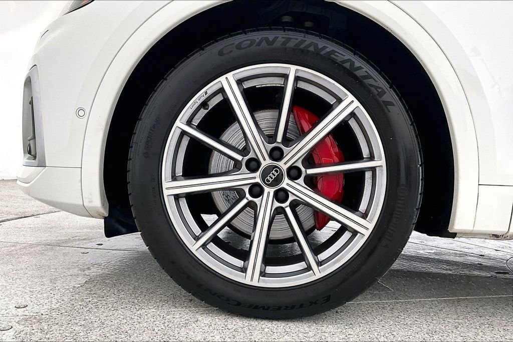 Used 2023 Audi SQ5 Prestige w/ Prestige Package image 11