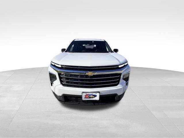Certified 2025 Chevrolet Traverse LT w/ Sun and Wheel Package AWD/4WD image 3