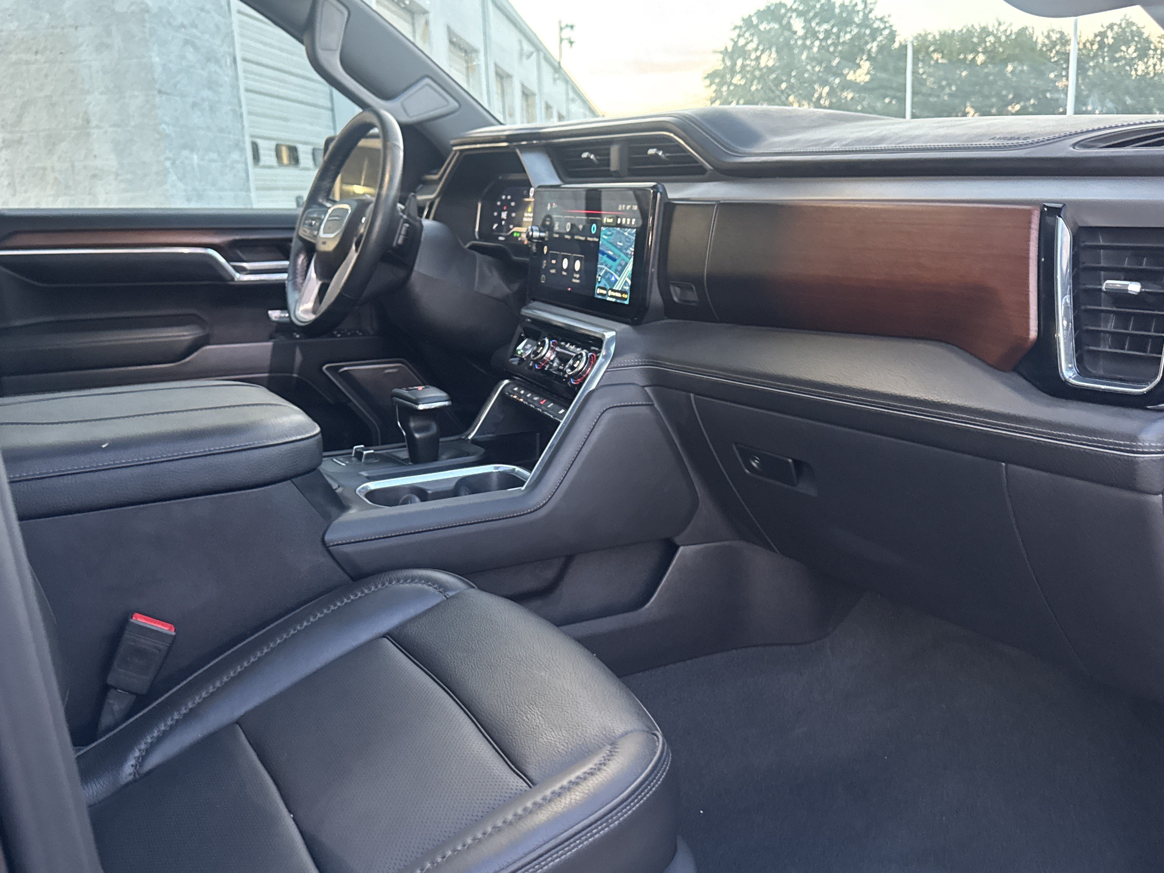 Used 2024 GMC Sierra 1500 Denali w/ Denali Reserve Package RWD image 14