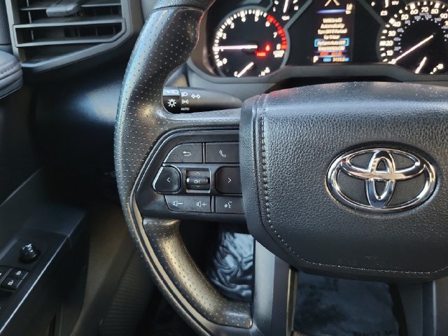 Used 2025 Toyota Tundra SR w/ SR Tow Package AWD/4WD image 15