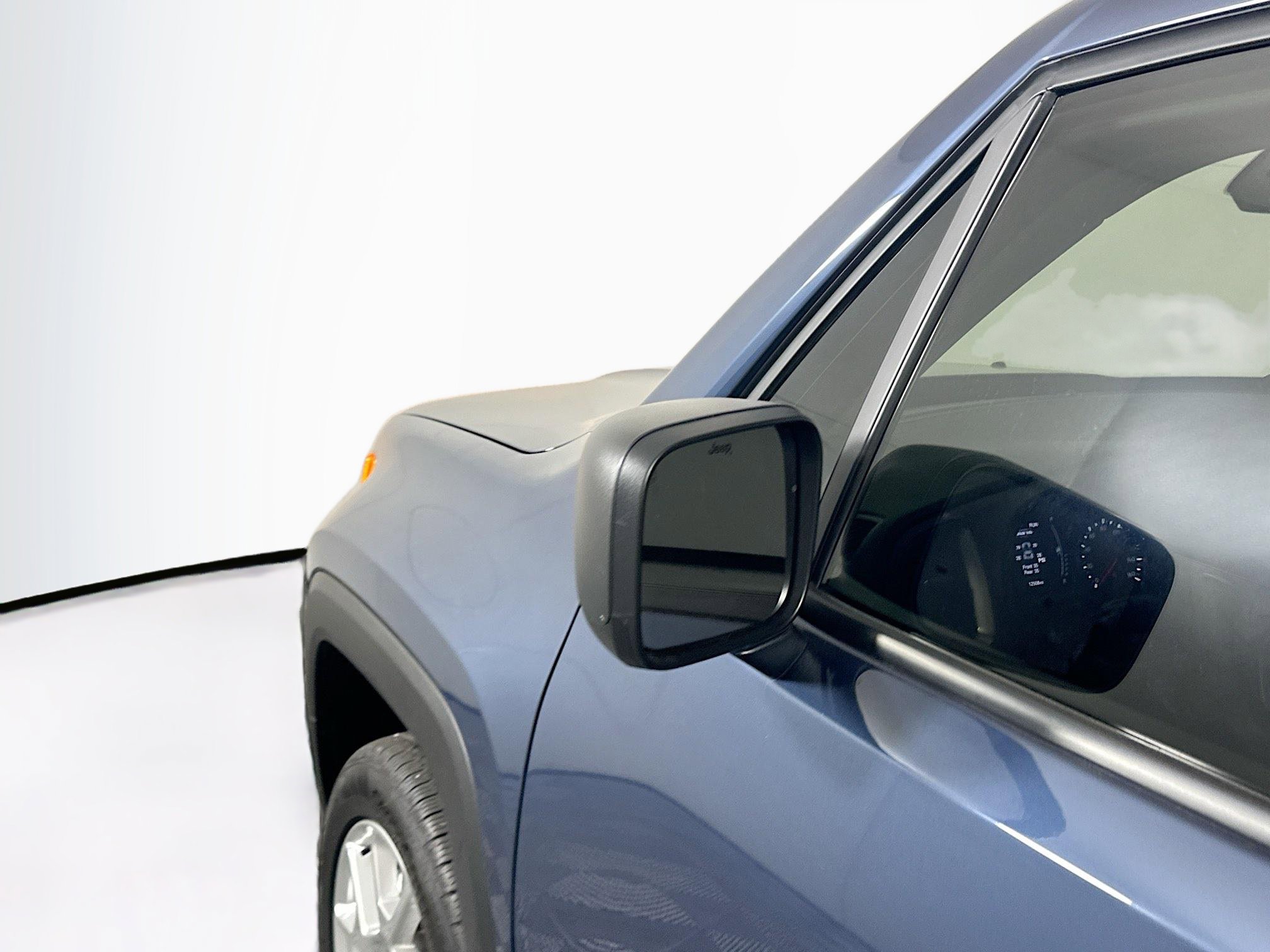 Used 2023 Jeep Renegade Latitude image 16