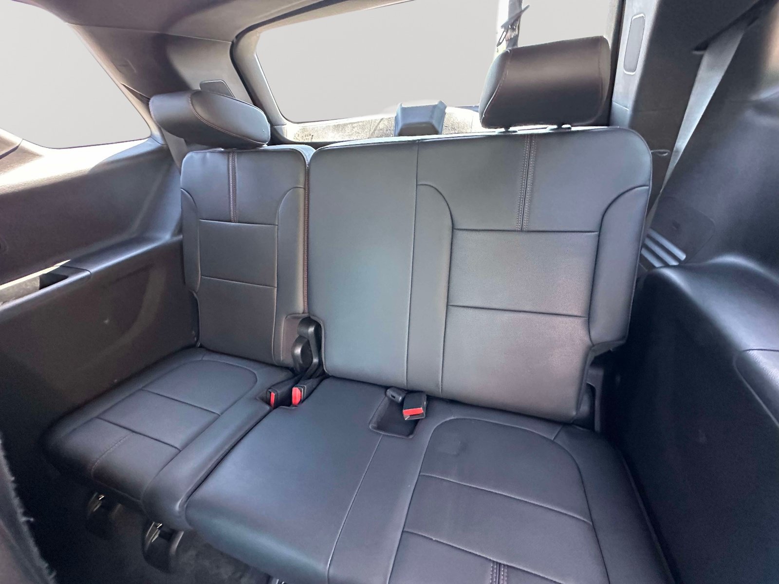 Used 2023 Chevrolet Traverse RS AWD/4WD image 34
