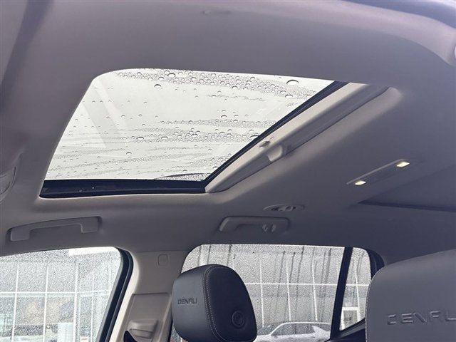 Certified 2023 GMC Acadia Denali w/ LPO, Floor Liner Package image 19