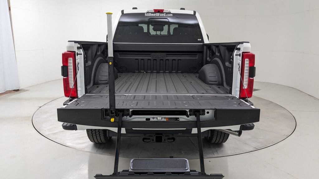 New 2025 Ford F350 Lariat w/ Lariat Ultimate Package image 7
